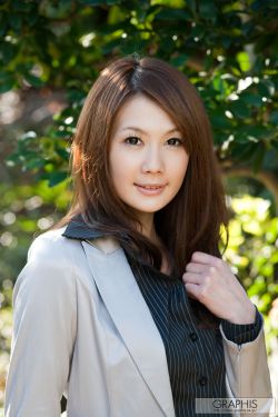 郑希怡掉抹胸